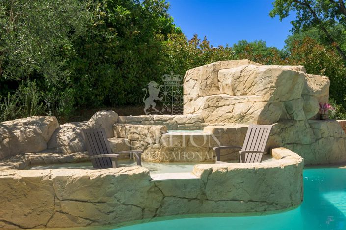 Image No.30-4 Bed House for sale