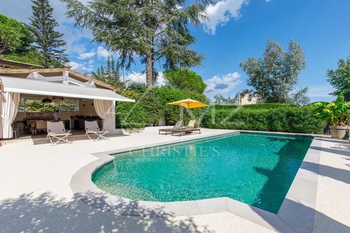 Image No.3-5 Bed House for sale