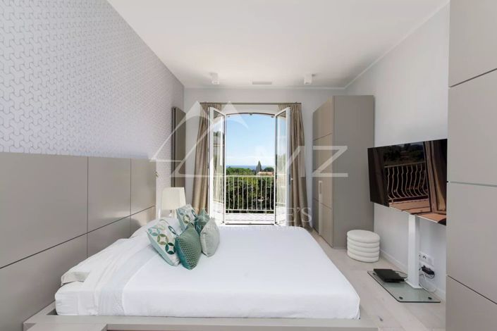 Image No.6-Maison de 5 chambres à vendre à La Roquette-sur-Siagne