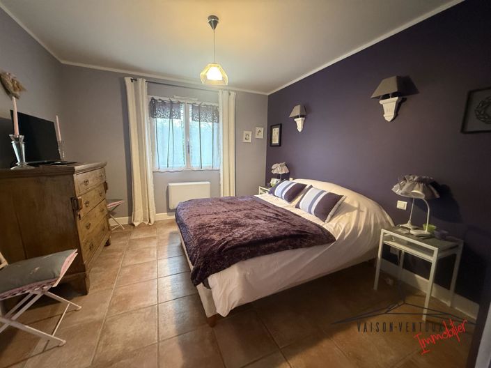 Image No.16-5 Bed House for sale