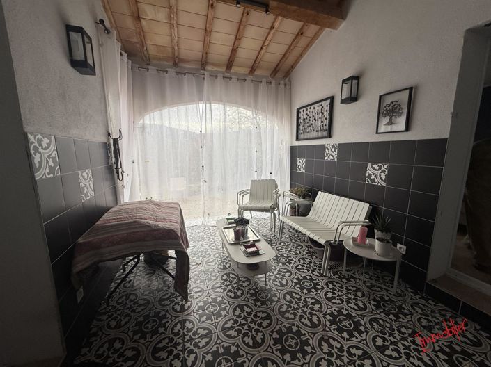 Image No.19-5 Bed House for sale