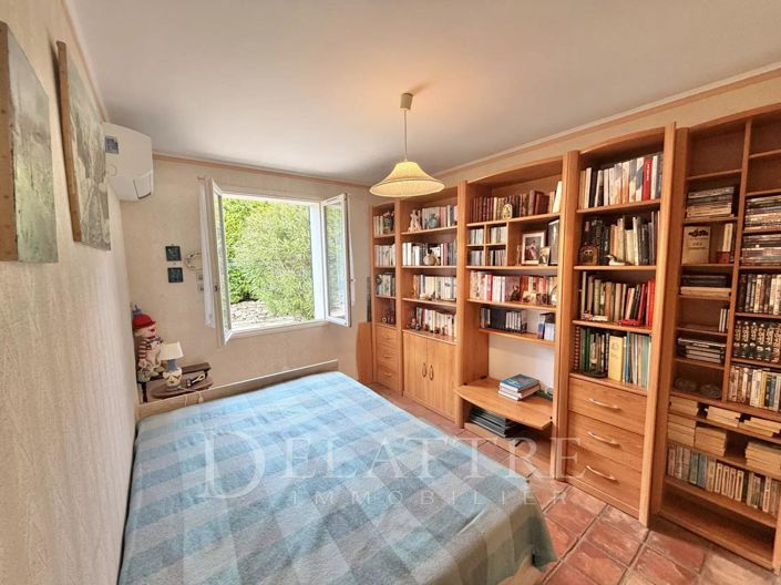 Image No.11-4 Bed House for sale