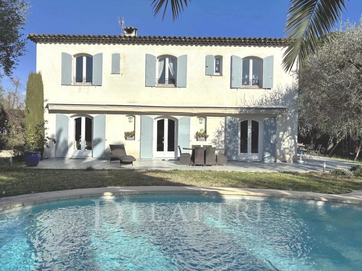 Image No.17-4 Bed House for sale