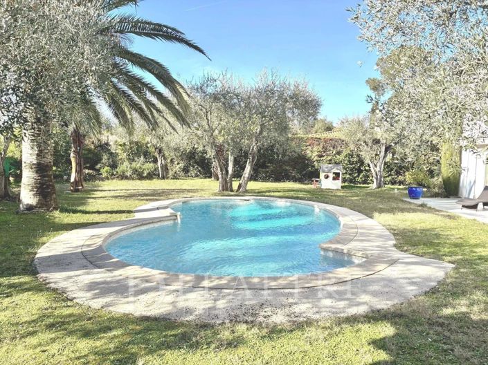 Image No.4-4 Bed House for sale