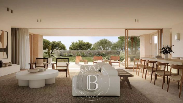 Image No.2-4 Bed Apartment for sale