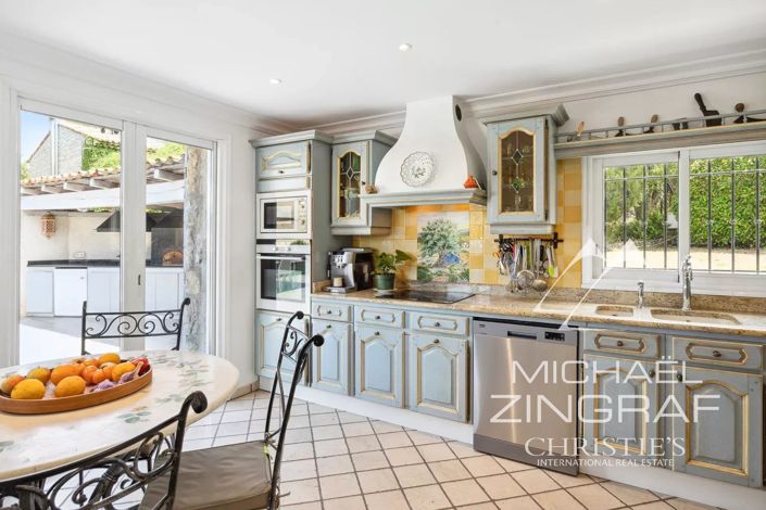 Image No.3-Maison de 4 chambres à vendre à Peymeinade