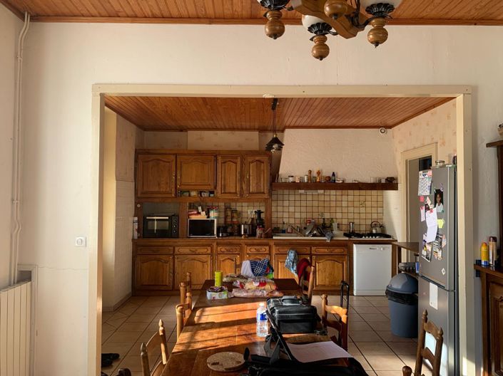 Image No.6-5 Bed House for sale