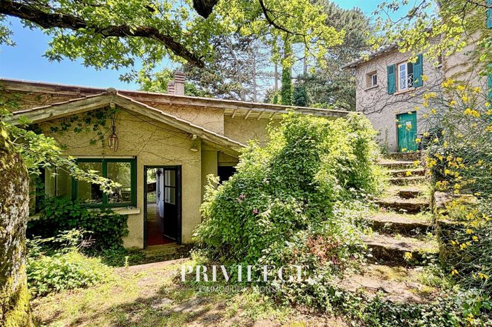 Image No.5-6 Bed House for sale