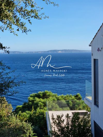 Image No.2-4 Bed House for sale