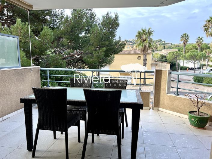 Image No.18-2 Bed Apartment for sale