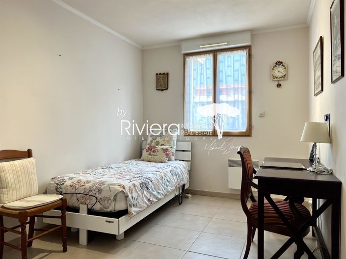 Image No.22-2 Bed Apartment for sale