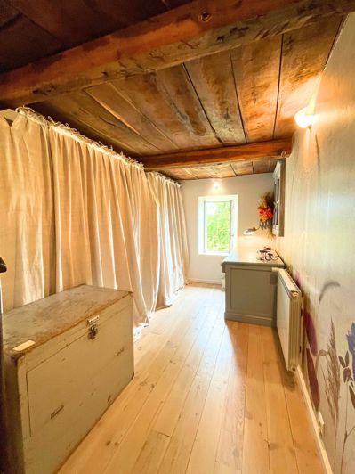 Image No.11-6 Bed House for sale