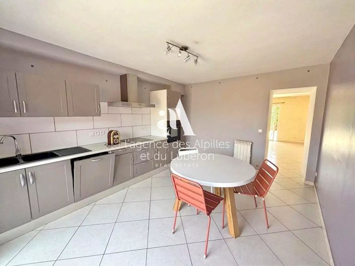 Image No.8-Appartement de 2 chambres à vendre à Saint-Remy-de-Provence