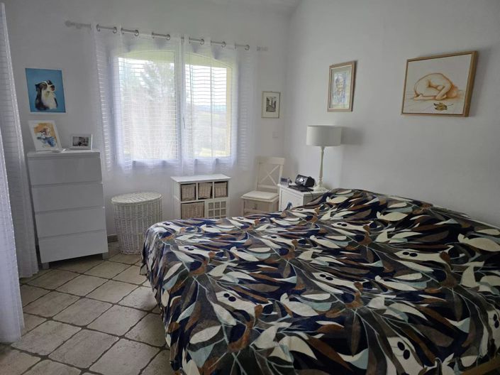 Image No.8-4 Bed House for sale