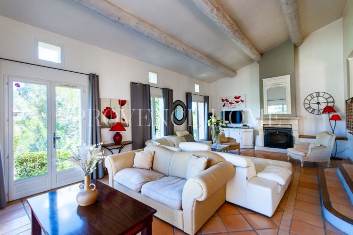 Image No.13-1 Bed Property for sale