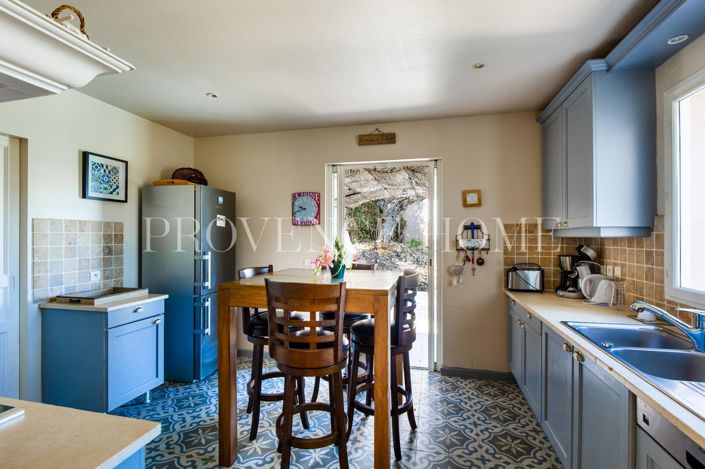 Image No.14-1 Bed Property for sale