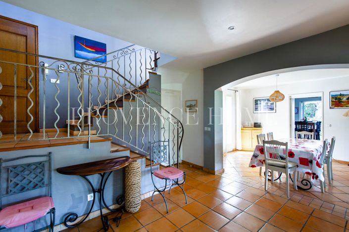 Image No.6-1 Bed Property for sale