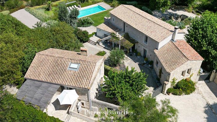 Image No.10-7 Bed House for sale