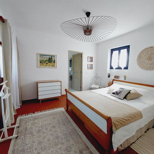 Image No.8-3 Bed House for sale