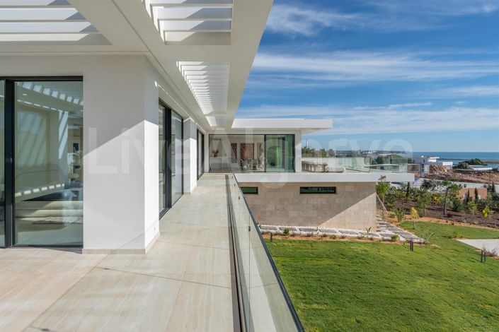 Image No.26-4 Bed House for sale