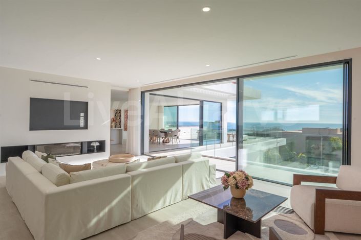 Image No.7-4 Bed House for sale