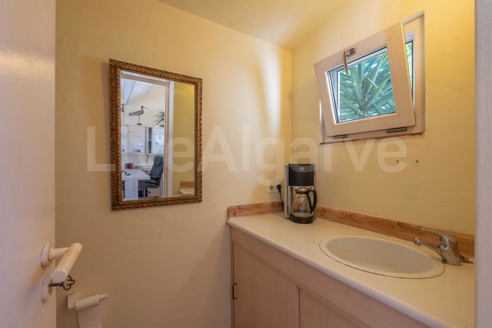 Image No.41-4 Bed House for sale