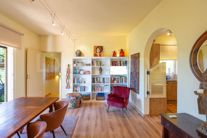 Image No.7-4 Bed House for sale