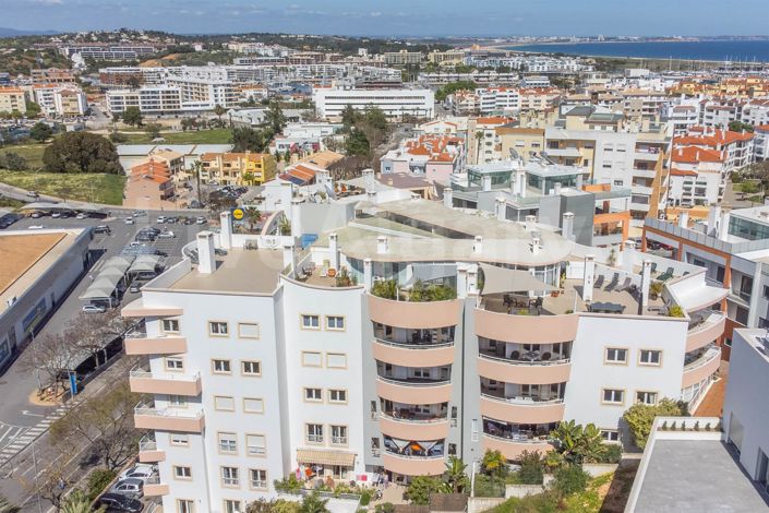 Image No.34-3 Bed Apartment for sale