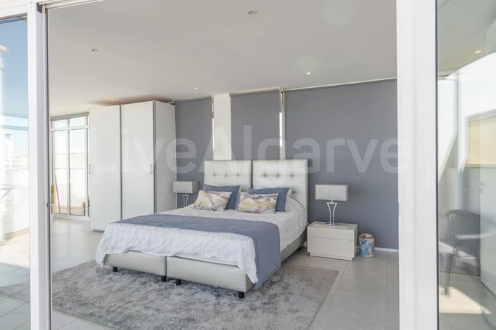 Image No.5-3 Bed Apartment for sale