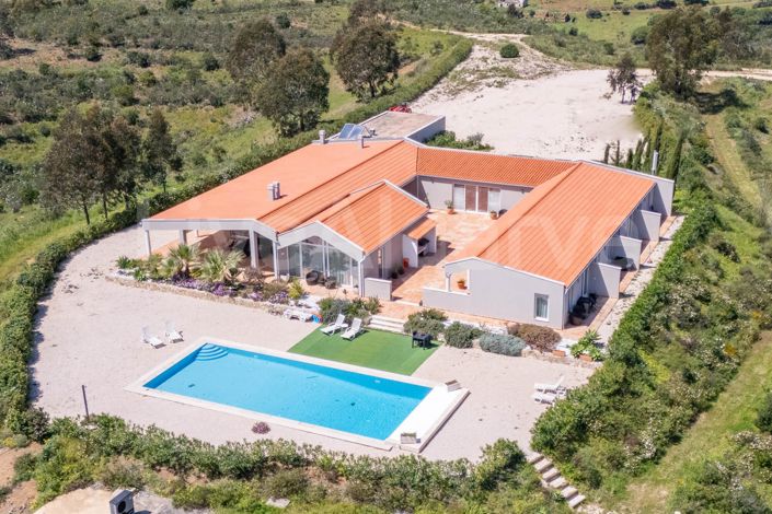 Image No.4-5 Bed House for sale