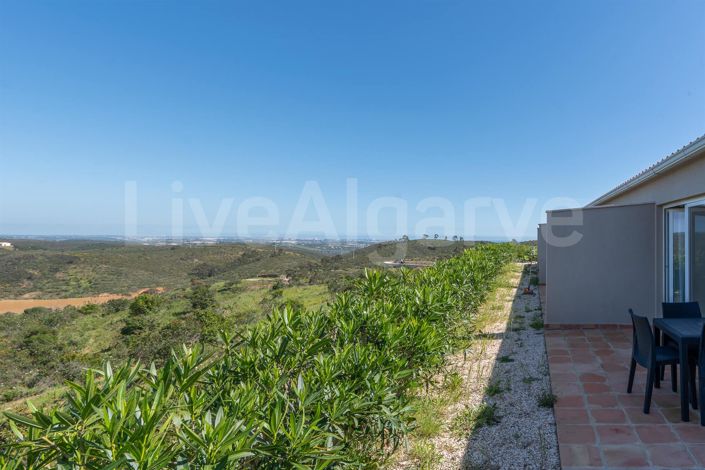 Image No.45-5 Bed House for sale