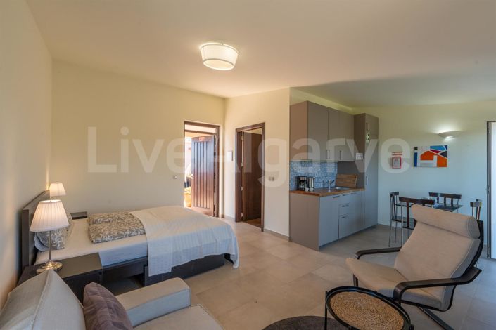 Image No.48-5 Bed House for sale