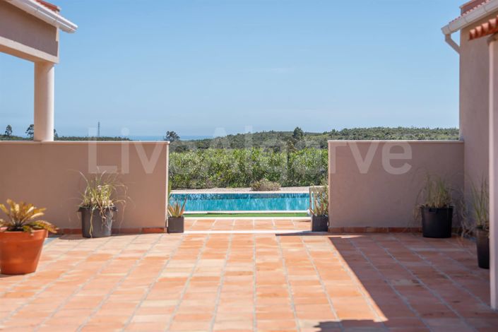 Image No.51-5 Bed House for sale