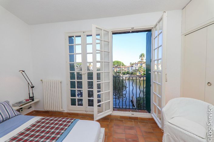 Image No.7-3 Bed House for sale