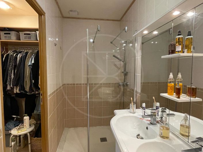 Image No.14-3 Bed House for sale