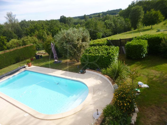 Image No.17-3 Bed House for sale