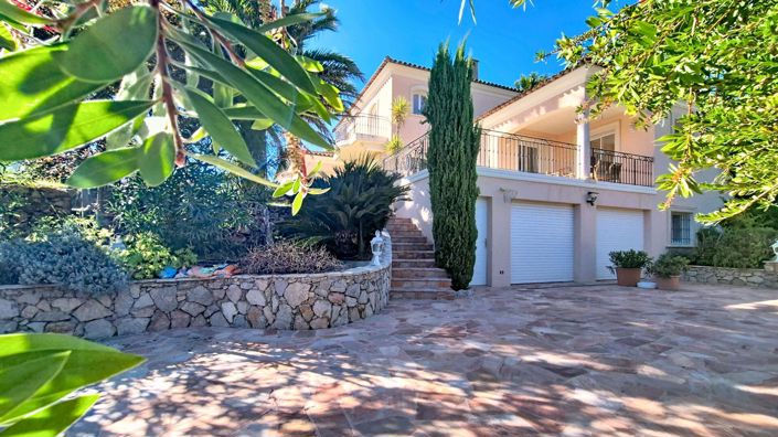 Image No.4-5 Bed House for sale