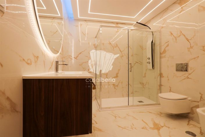 Image No.16-2 Bed Apartment for sale