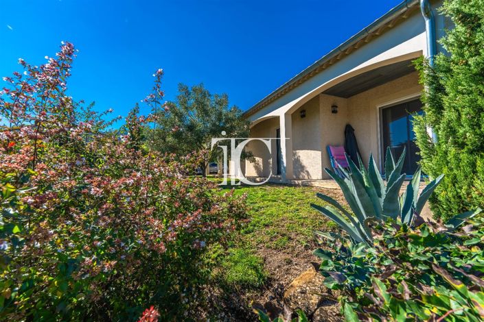 Image No.21-3 Bed House for sale