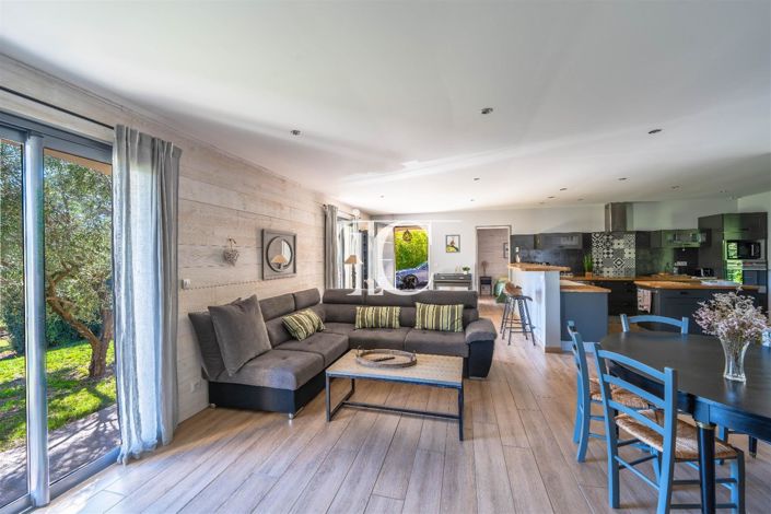 Image No.5-3 Bed House for sale