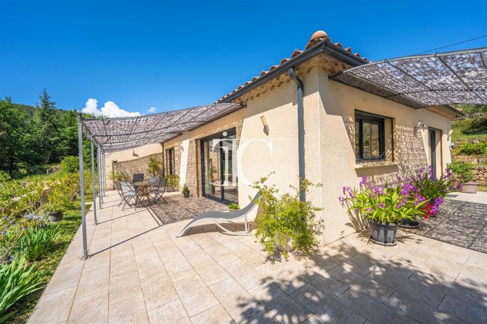 Image No.29-4 Bed House for sale