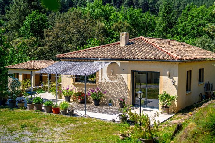 Image No.4-4 Bed House for sale