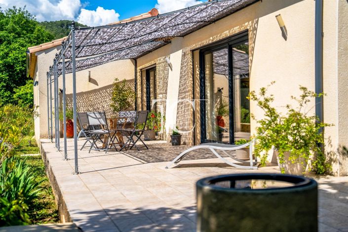 Image No.8-4 Bed House for sale