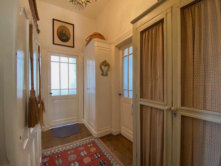 Image No.16-4 Bed House for sale