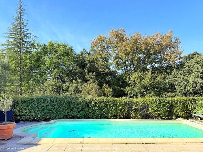 Image No.15-4 Bed House for sale