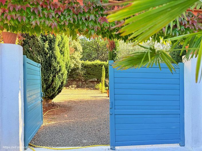 Image No.18-4 Bed House for sale