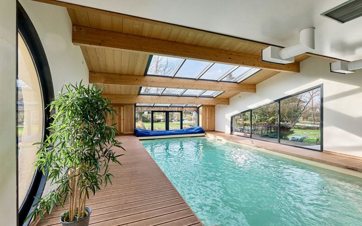 Image No.4-6 Bed Property for sale