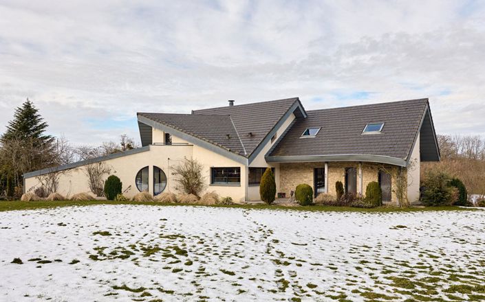 Image No.8-6 Bed Property for sale