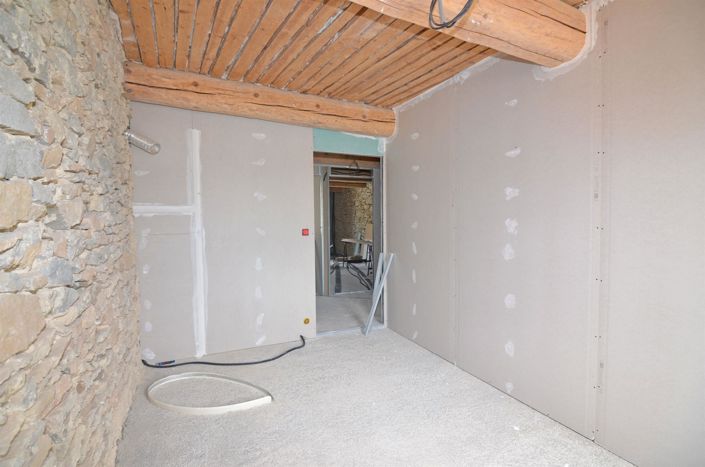 Image No.14-3 Bed House for sale