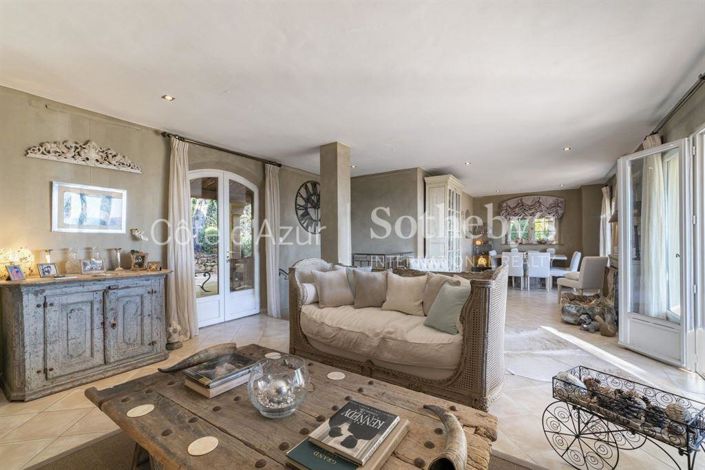 Image No.3-4 Bed Property for sale